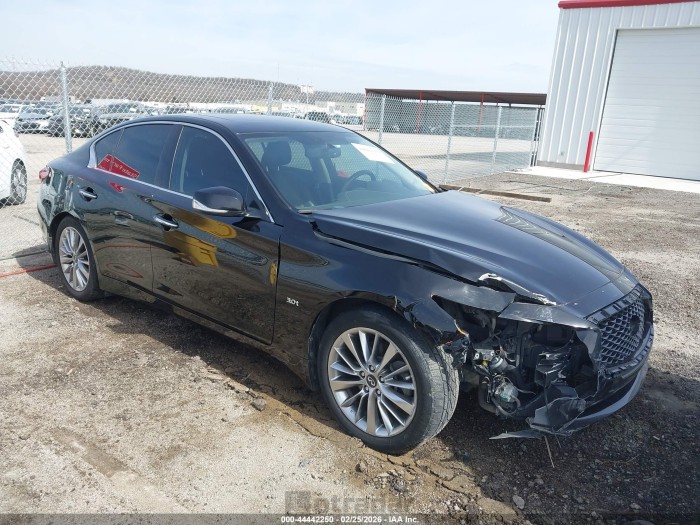 Infiniti Q50 2018 VIN JN1EV7AP1JM358488