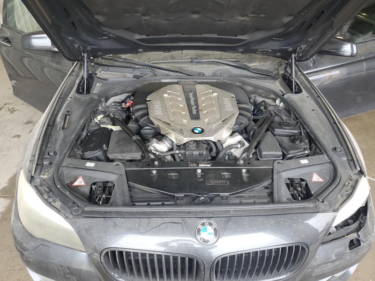 BMW 5 SERIES 2011 VIN WBAFU9C53BC784392 фото 11
