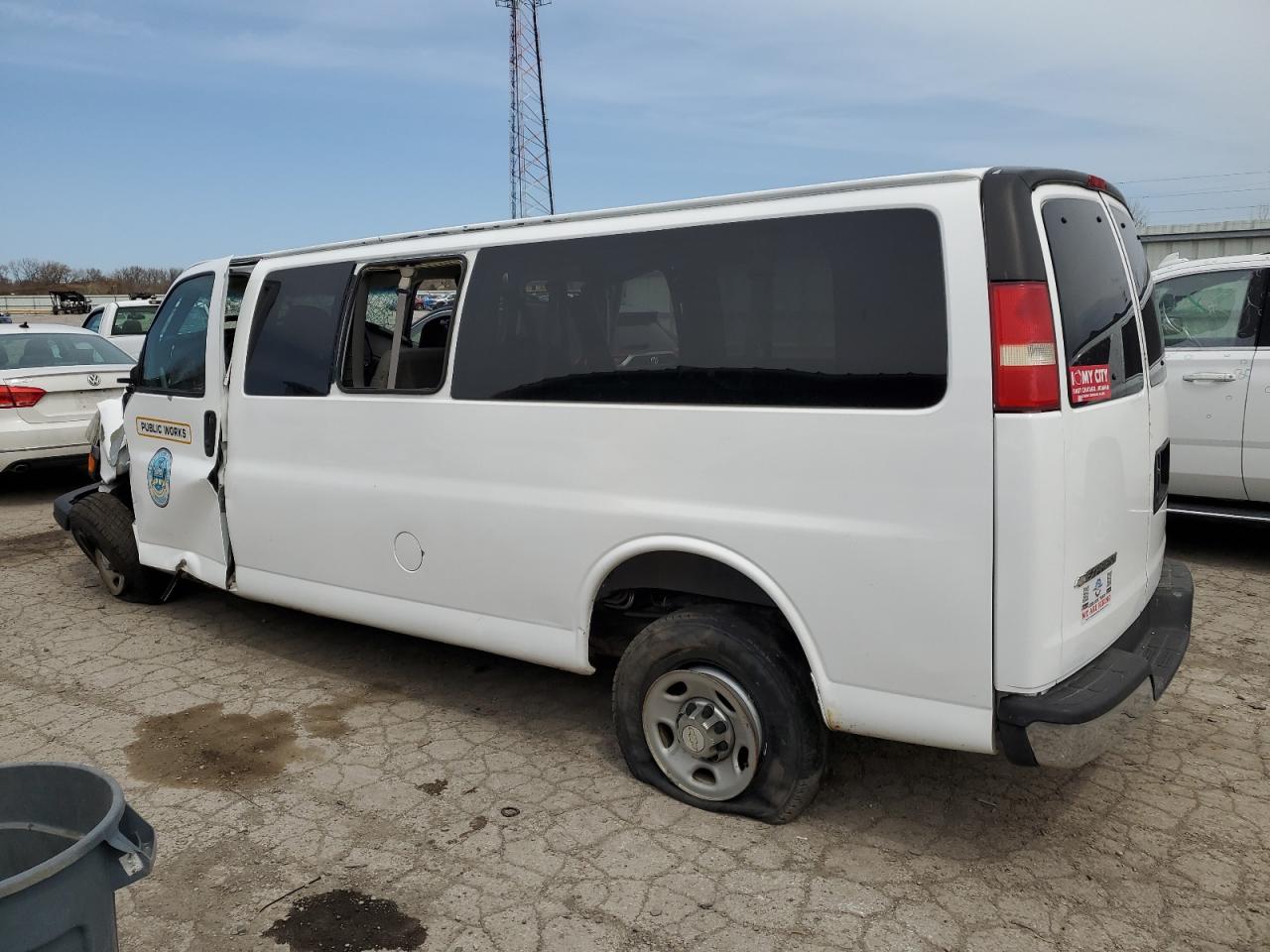 CHEVROLET EXPRESS 2007 VIN 1GAHG39U971208137 фото 2