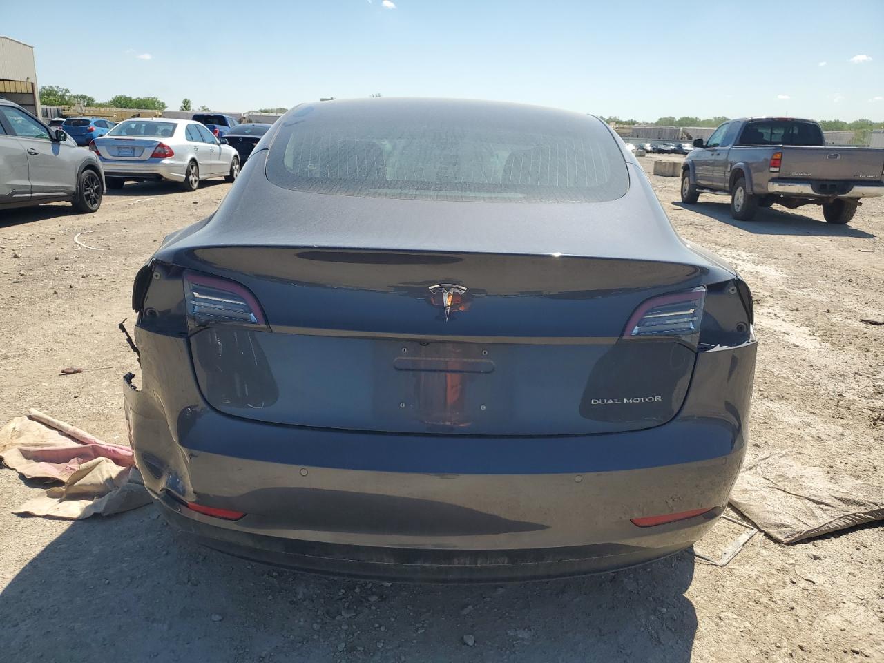 TESLA MODEL 3 2018 VIN 5YJ3E1EB4JF116531 фото 6
