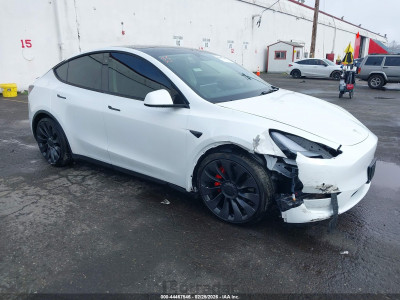 Tesla Model y 2022 7SAYGDEF3NF408068