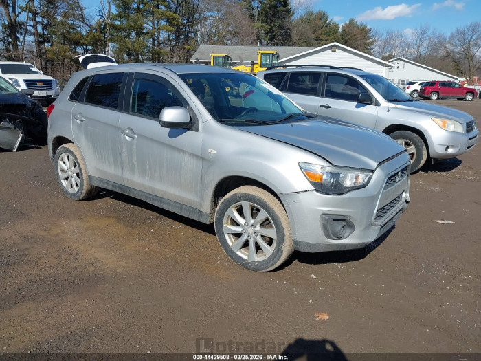Mitsubishi Outlander 2015 VIN 4A4AR3AU0FE032285