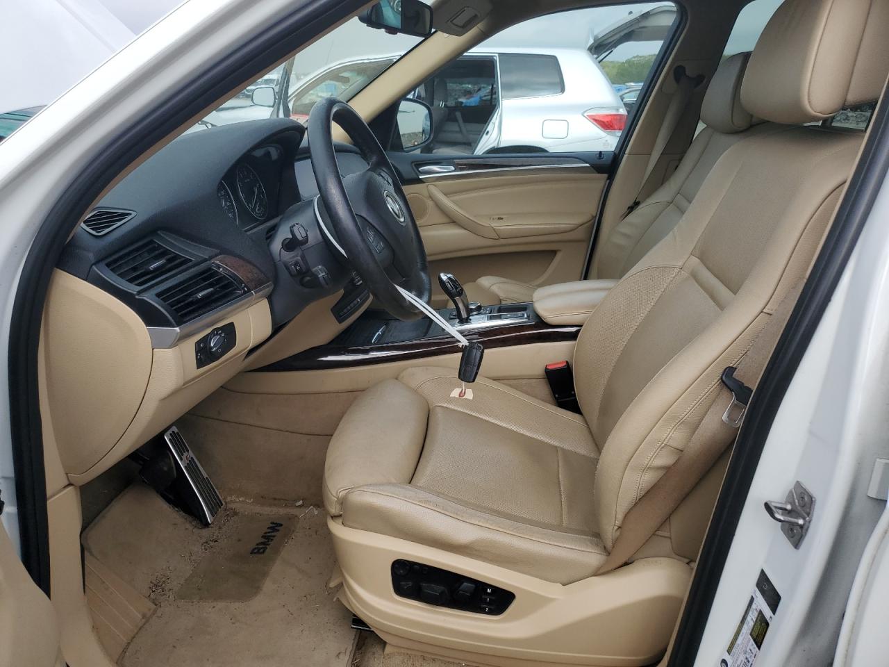 BMW X5 2011 VIN 5UXZV4C55BL407318 фото 7