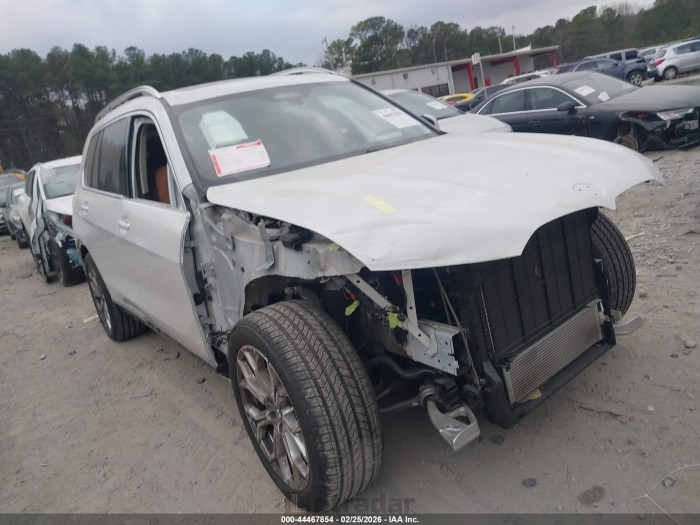 BMW X7 2025 VIN 5UX23EM02S9X31114