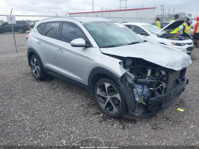 Hyundai Tucson 2016 KM8J33A29GU145906