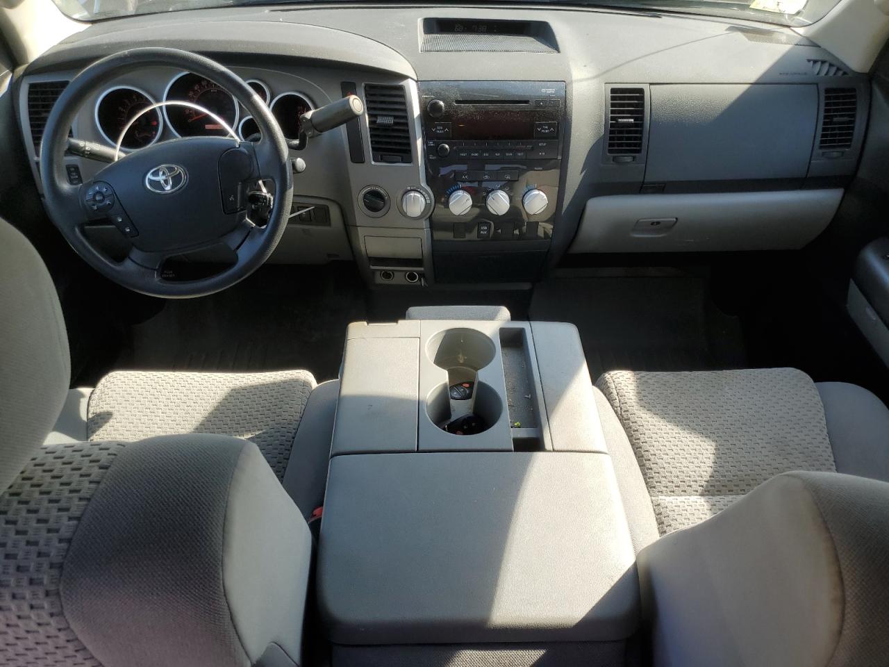 TOYOTA TUNDRA 2010 VIN 5TFUM5F18AX014756 фото 8