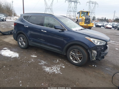 Hyundai Santa fe 2017 5XYZUDLB8HG481430