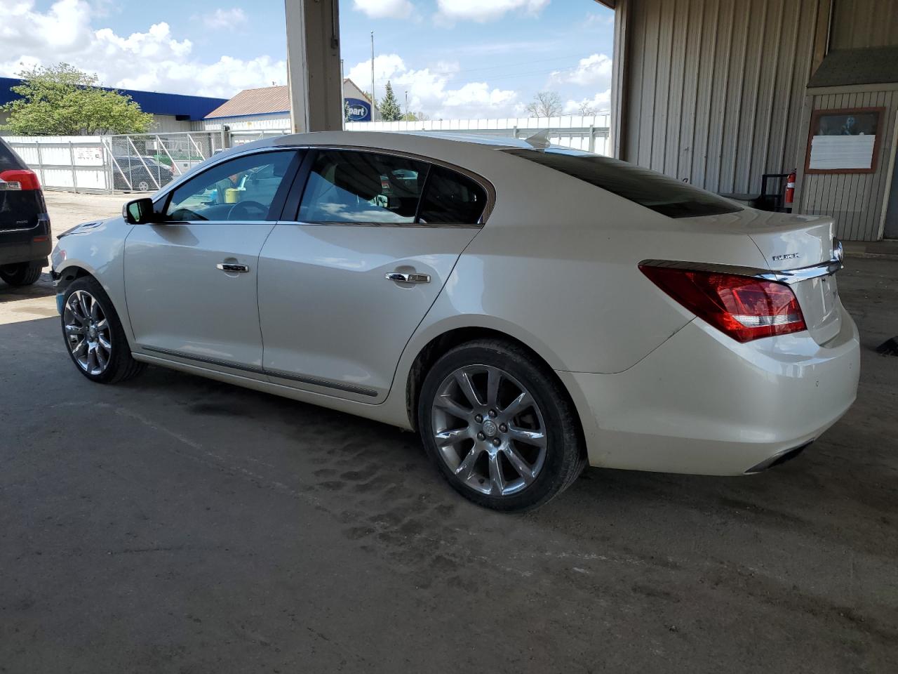 BUICK LACROSSE 2014 VIN 1G4GD5G36EF242467 фото 2