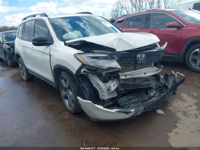 Honda Passport 2019 VIN 5FNYF7H98KB001396