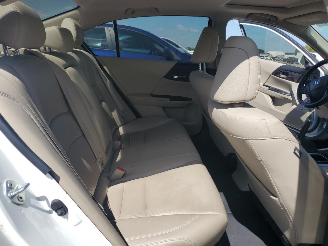 HONDA ACCORD 2017 VIN JHMCR6F7XHC011199 фото 10