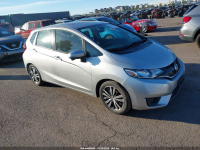 Honda Fit 2015 3HGGK5H87FM742175