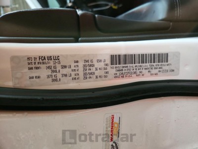Jeep Grand cher 2015 VIN 1C4RJFCG7FC213051