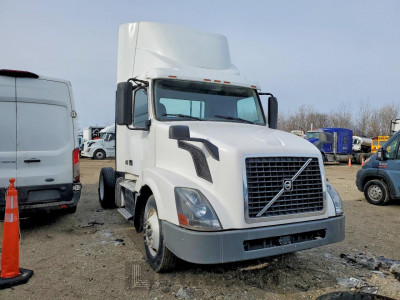 Volvo  2016 4V4N39TG1GN965588