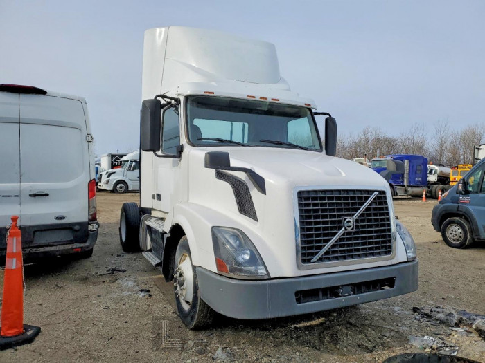 Volvo  2016 VIN 4V4N39TG1GN965588