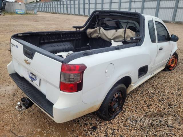 CHEVROLET MONTANA 2018 VIN 9BGCA8030JB159177 фото 4