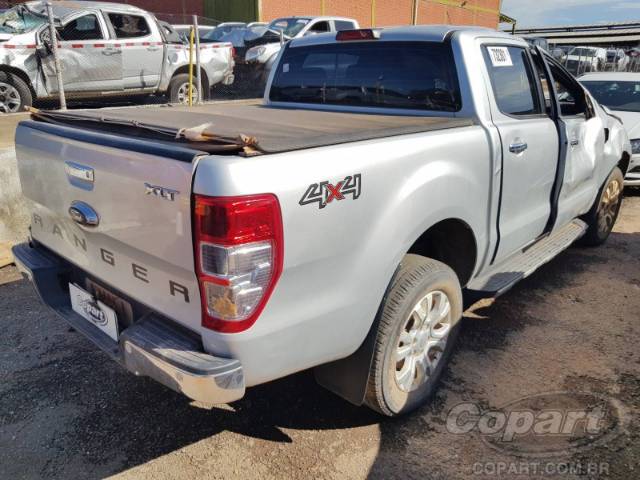 FORD RANGER CD 2019 VIN 8AFAR23L2KJ152041 фото 4