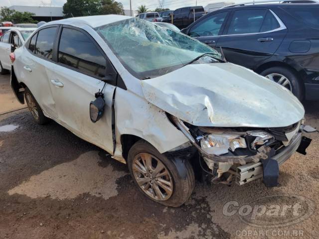 TOYOTA YARIS SEDA 2021 9BRBC9F37M8119346