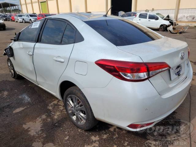 TOYOTA YARIS SEDA 2021 VIN 9BRBC9F37M8119346 фото 3