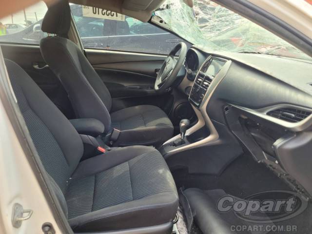 TOYOTA YARIS SEDA 2021 VIN 9BRBC9F37M8119346 фото 5