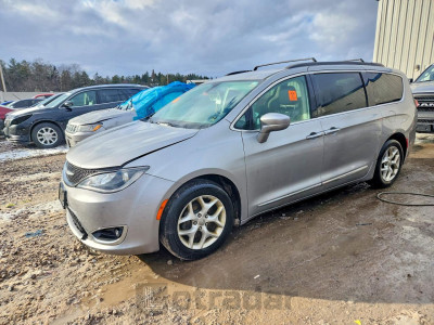 Chrysler Pacifica 2017 2C4RC1BG1HR809863