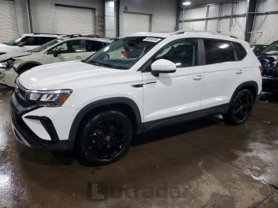 Volkswagen Taos 2022 3VVPX7B24NM010585