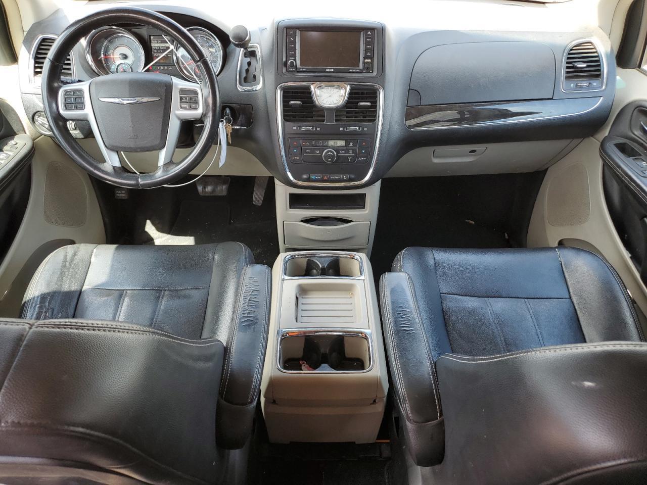 CHRYSLER MINIVAN 2013 VIN 2C4RC1BG3DR630671 фото 8