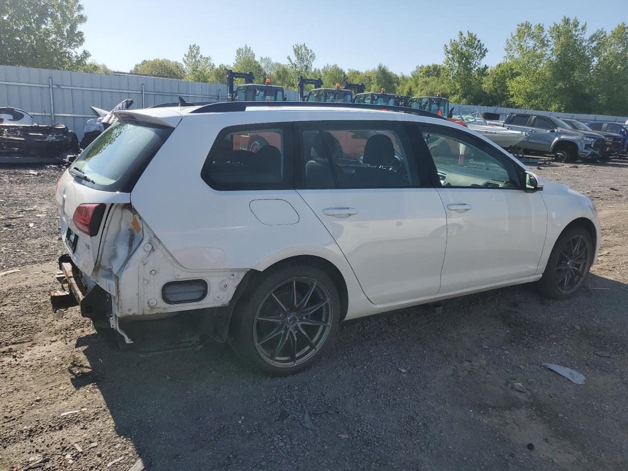 VOLKSWAGEN GOLF 2017 VIN 3VWA17AU0HM541843 фото 3