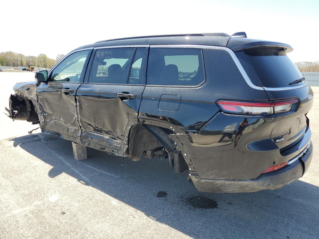 JEEP GRAND CHER 2024 VIN 1C4RJKBG2R8605341 фото 2