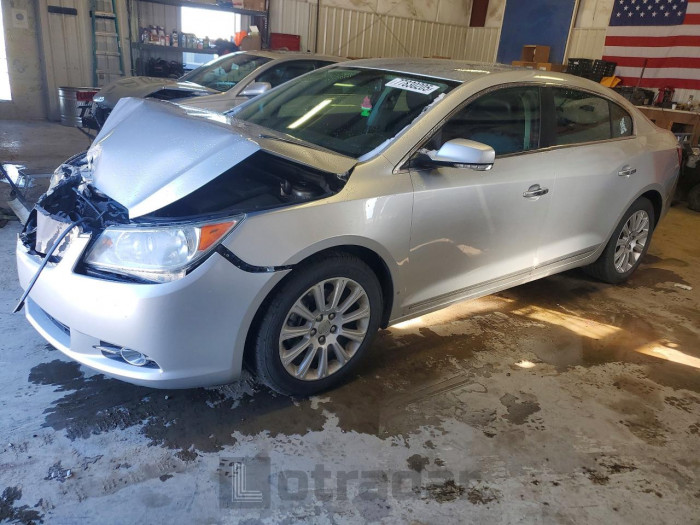 Buick Lacrosse 2013 VIN 1G4GC5E37DF229425