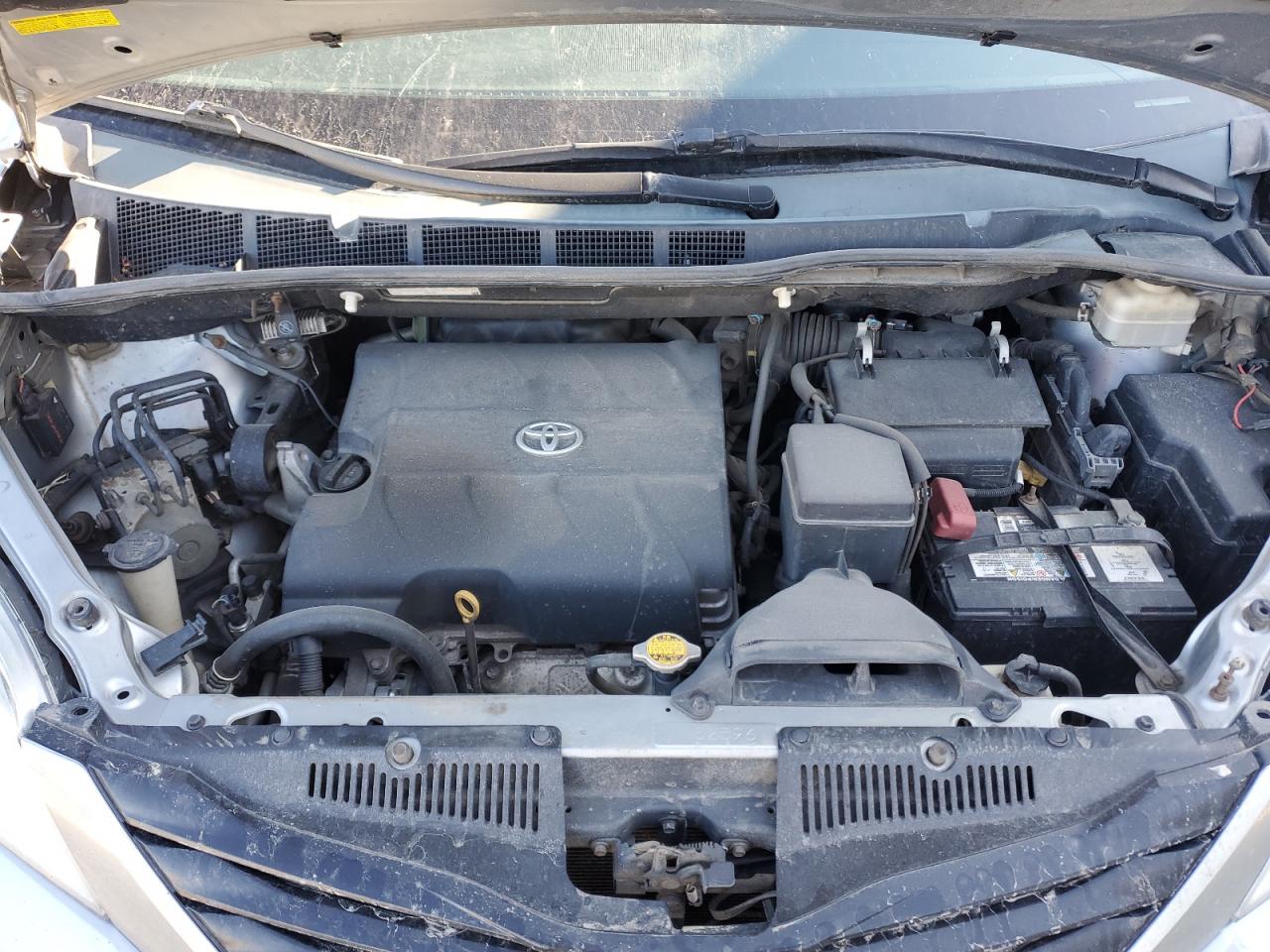 TOYOTA All Models 2011 VIN 5TDKK3DC5BS152266 фото 12