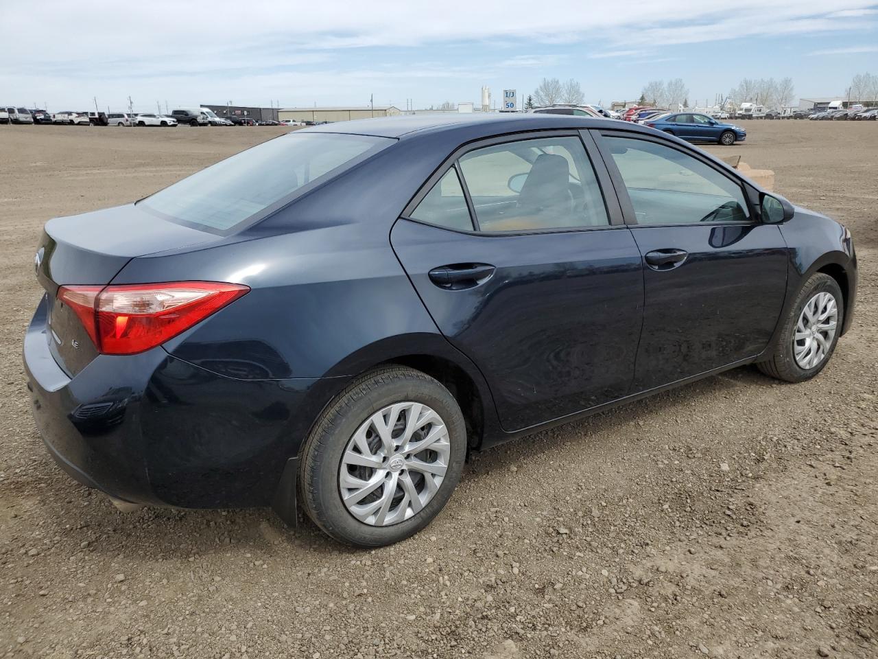 TOYOTA COROLLA 2019 VIN 2T1BURHE2KC200565 фото 3