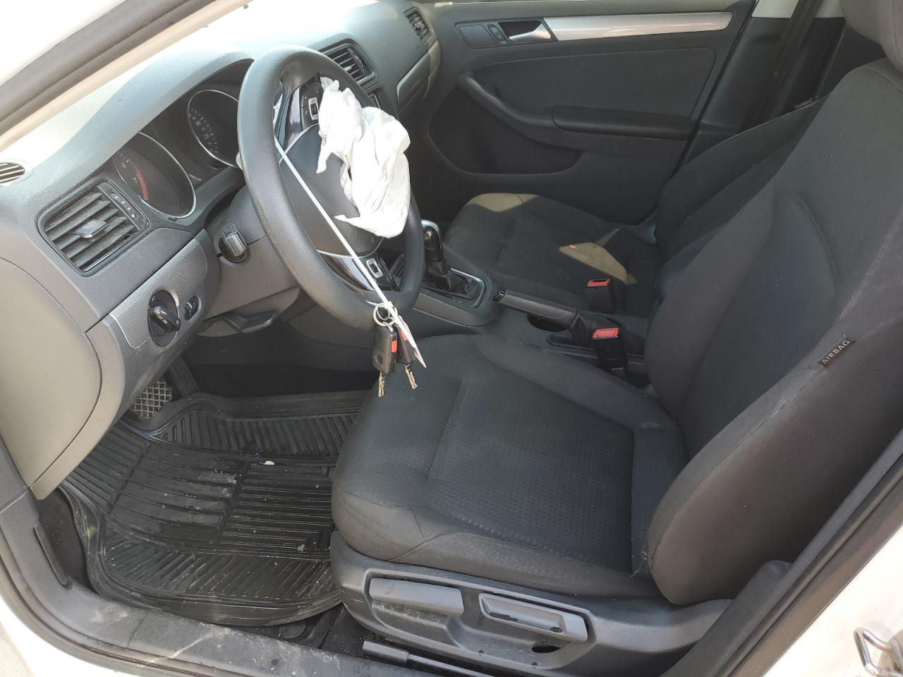 VOLKSWAGEN JETTA 2016 VIN 3VW267AJ5GM318854 фото 7