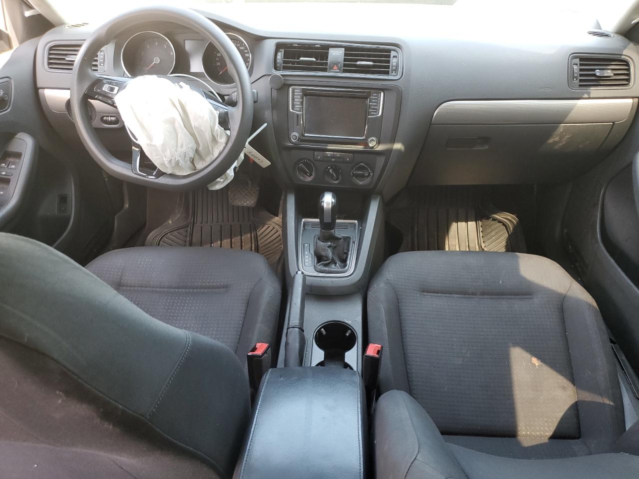 VOLKSWAGEN JETTA 2016 VIN 3VW267AJ5GM318854 фото 8