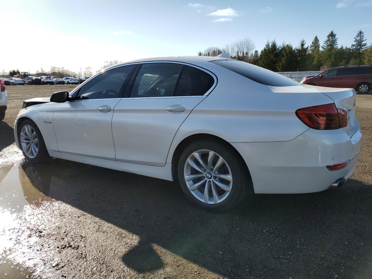 BMW 5 SERIES 2016 VIN WBA5A7C58GG151427 фото 2