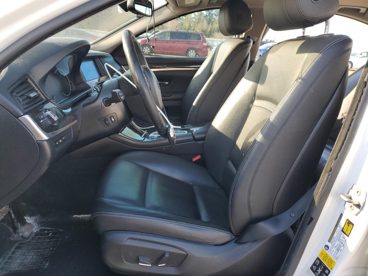 BMW 5 SERIES 2016 VIN WBA5A7C58GG151427 фото 7