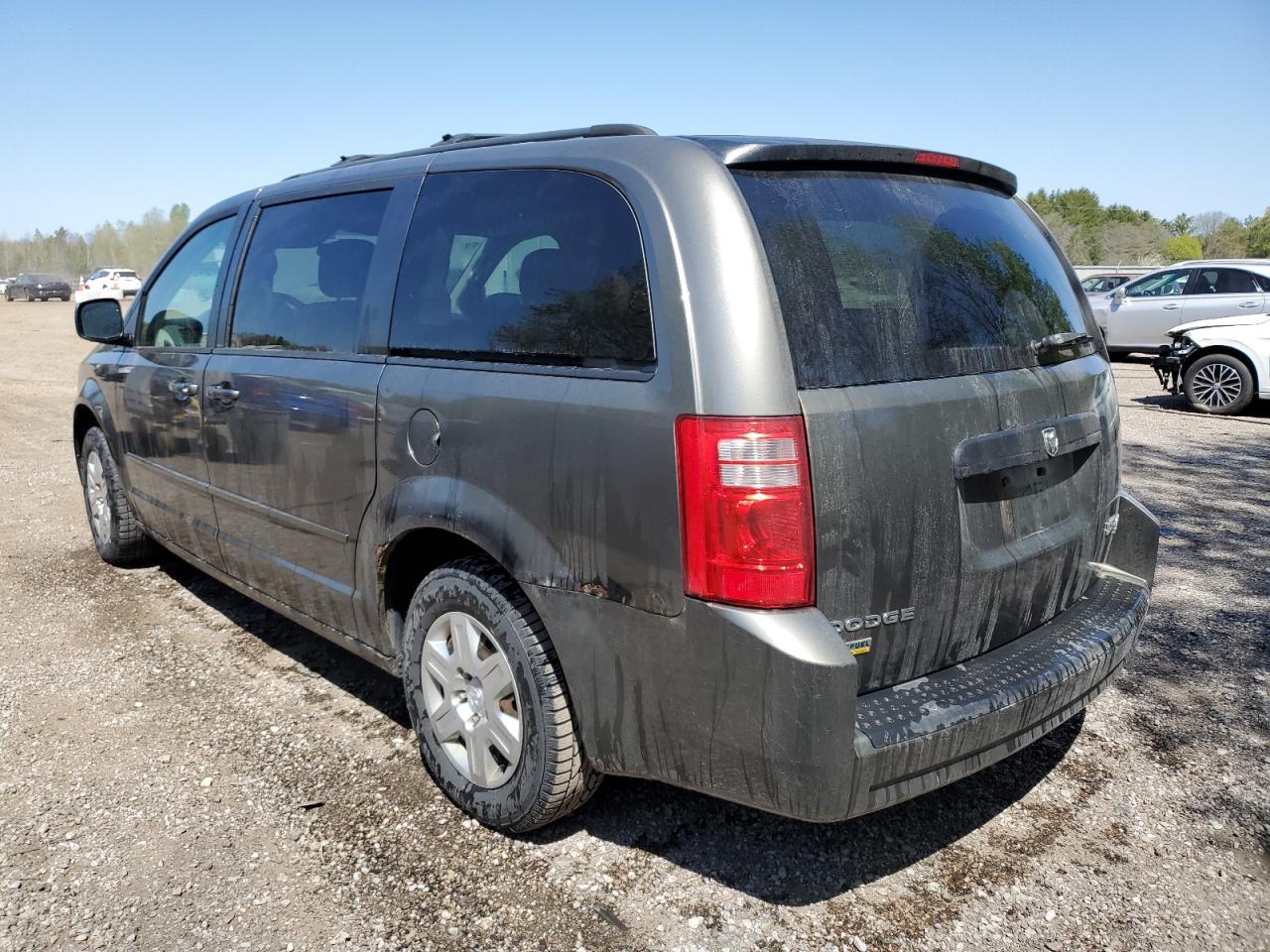 DODGE CARAVAN 2010 VIN 2D4RN4DE2AR382435 фото 2