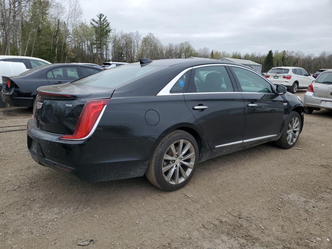 CADILLAC XTS 2018 VIN 2G61U5S35J9132260 фото 3
