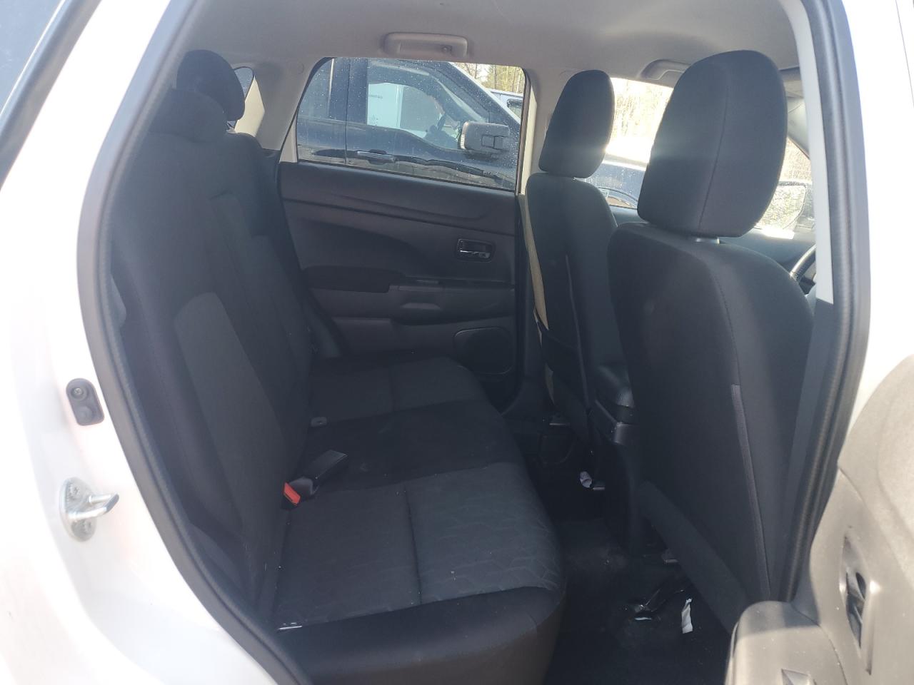 MITSUBISHI OUTLANDER 2021 VIN JA4AJVAW3MU602210 фото 11