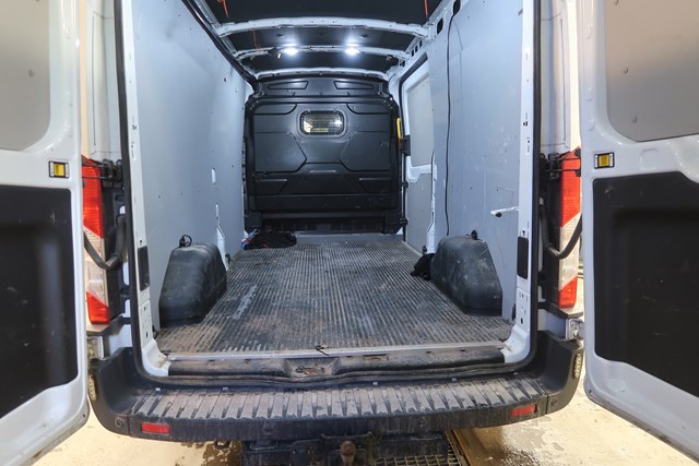 Ford TRANSIT 2019 VIN WF0XXXTTGXJG14846 фото 10