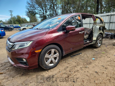 Honda Odyssey 2018 5FNRL6H53JB101277