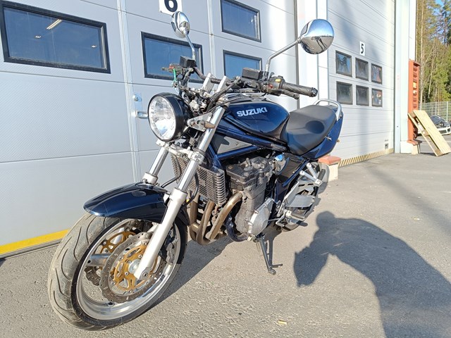 Suzuki GSF 2001 VIN JS1A9112100100986 фото 4