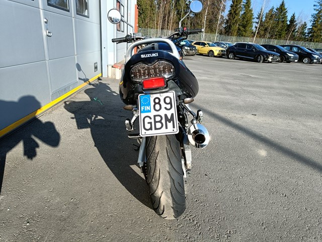 Suzuki GSF 2001 VIN JS1A9112100100986 фото 7