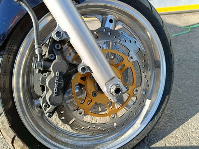 Suzuki GSF 2001 VIN JS1A9112100100986 фото 18