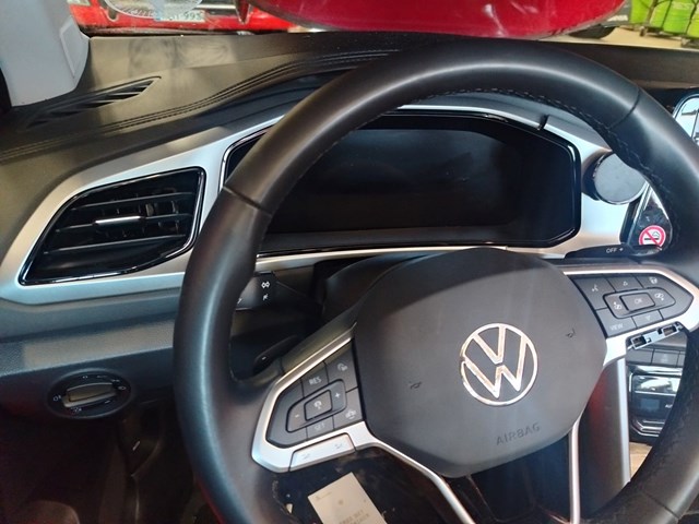 Volkswagen T-Roc 2024 VIN WVGZZZA10RV197093 фото 8