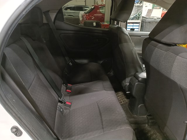 Toyota Yaris 2022 VIN YARKBAC3100024933 фото 5