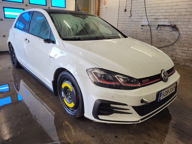 Volkswagen Golf 2018 VIN WVWZZZAUZJW257826