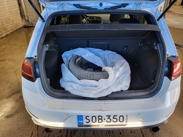 Volkswagen Golf 2018 VIN WVWZZZAUZJW257826 фото 10