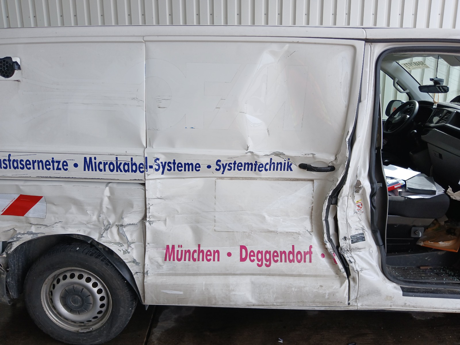 Volkswagen T6.1 Transporter Kasten 2021 VIN WV1ZZZ7HZNH024452 фото 16