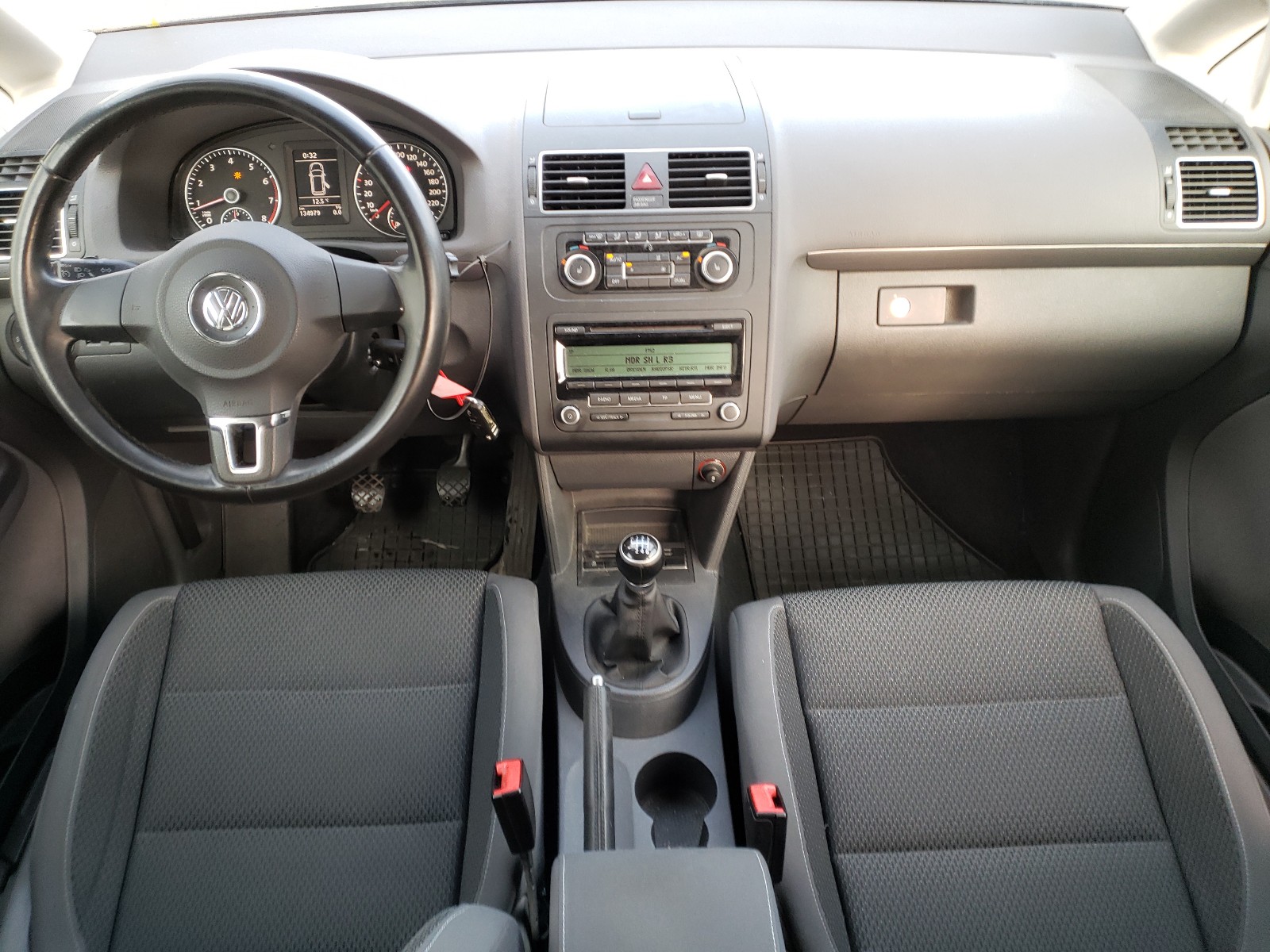 Volkswagen Touran 2011 VIN WVGZZZ1TZBW076730 фото 5