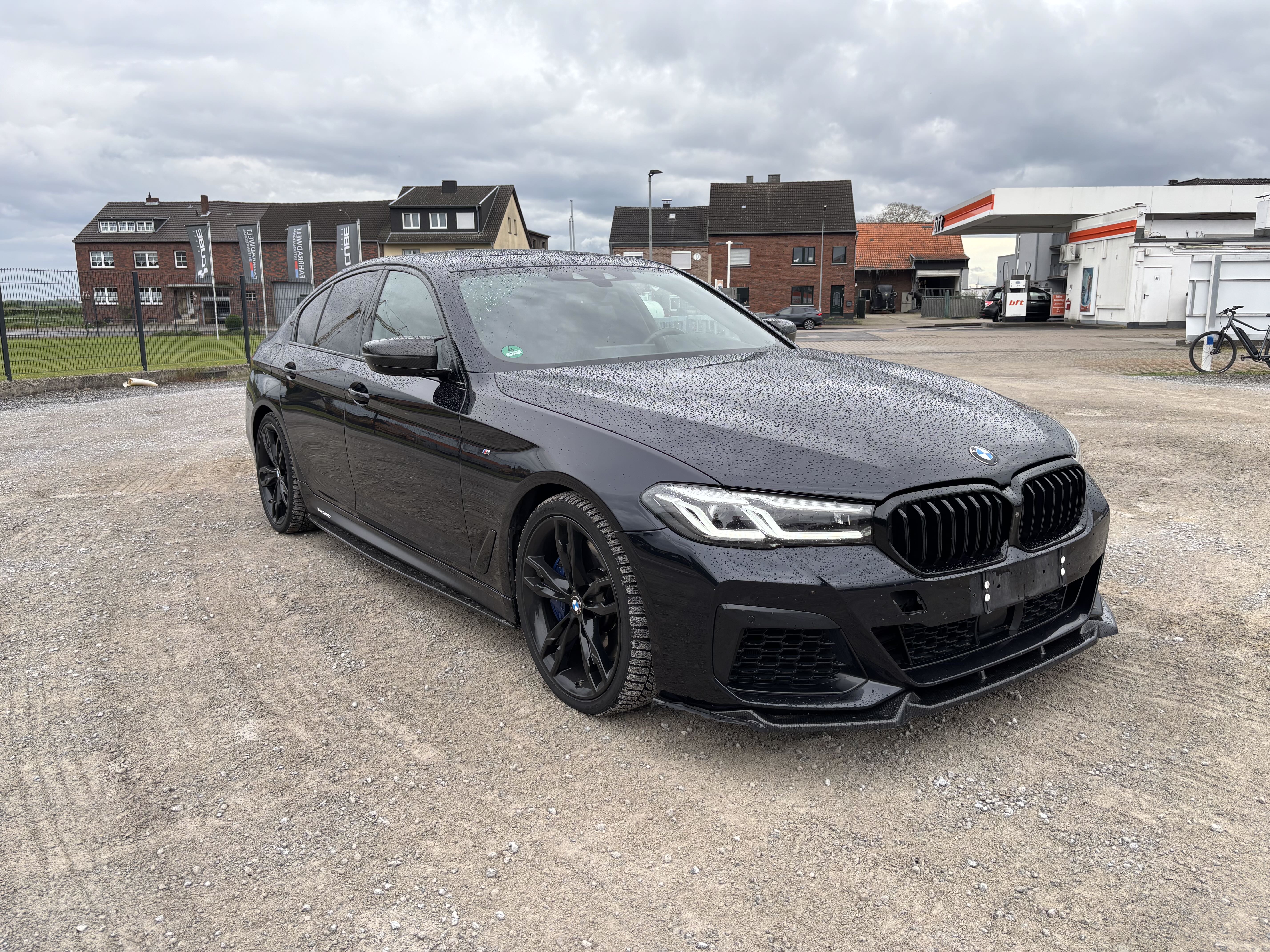 BMW Baureihe 5 Lim. 2019 WBAJB9C54KB464682
